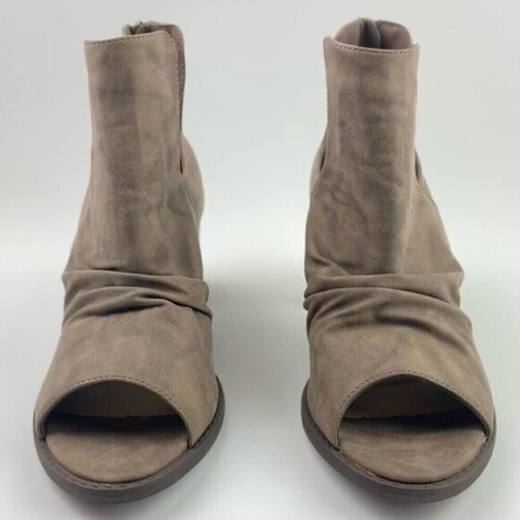 Comfort Est. 1946 Ankle Boots Womens Size 9 Peep Toe Heeled Ladies Zipper Boots - Picture 3 of 12